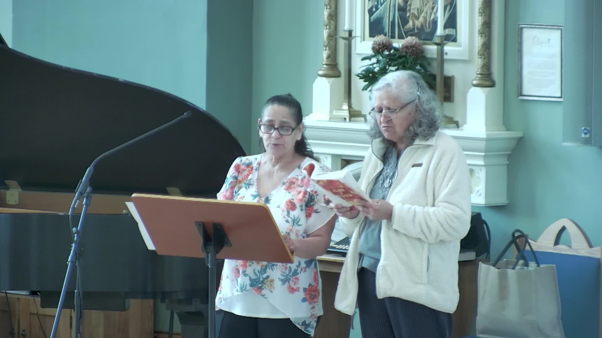 Holy Redeemer Catholic Church: Misa en español