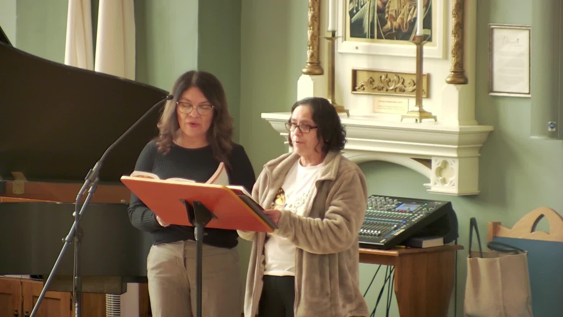 Holy Redeemer Catholic Church: Misa en español